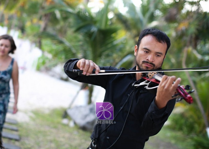 www-mavellee-com-destinationwedding-aleybeto-cancunweddings-45