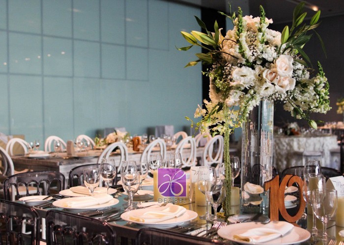 Tables-deluxe-furniture-for-weddings--56