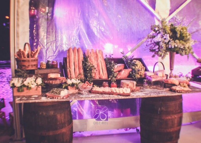 Barrel-Rustic-Decor-Cancun-Wedding-2