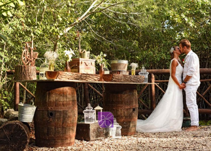 rustic-thematic-decor-destination-wedding-3